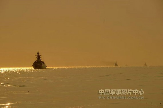 中国军方对钓鱼岛表态：我们反对战争 别逼我们打仗(组图)