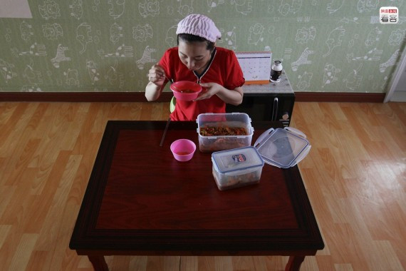 平壤统一艺术团:成立于2007年 由脱北者组成艺术团(组图)