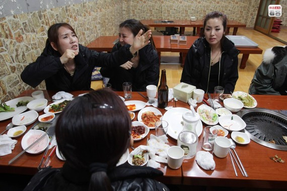 平壤统一艺术团:成立于2007年 由脱北者组成艺术团(组图)