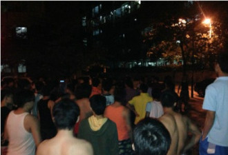 广州大学生醉酒闹事 致上百学生对峙