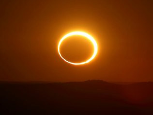 169520-annular-eclipse-australia
