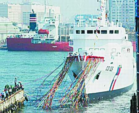 菲律宾准备强硬对付中国渔船 开枪事件并非偶发(组图)