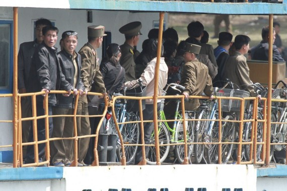 中国摄影师纪录朝鲜特区新义州的生活实况(高清组图)