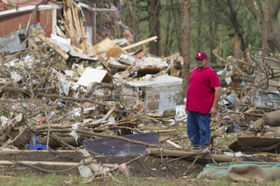 龙卷风重创美俄克拉荷马致91人遇难 包括20名儿童(多图)