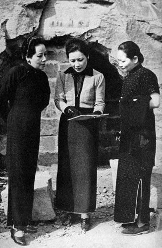 姐妹反目成仇:宋美龄为何至死不愿见宋庆龄?(组图)