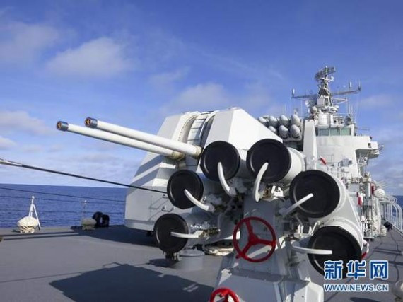  北海舰队远海训练编队穿越宫古海峡。新华军事记者孔祥龙 摄