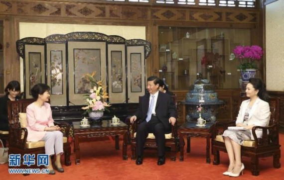 韩国女总统朴槿惠谈习近平:我们都受过不少苦(组图)