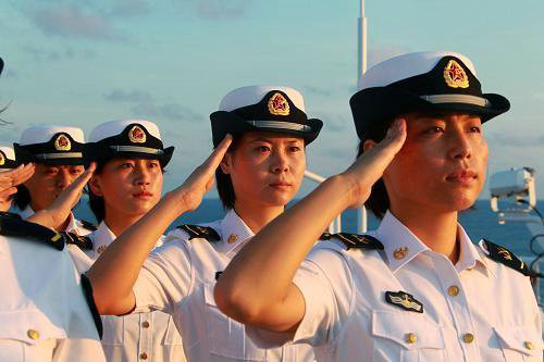 解放军航母辽宁舰女兵宿舍公开 找门不用记路(组图)