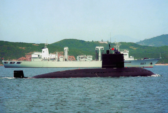 日媒：日本间谍船遭解放军追踪 载有5名美国人(组图)