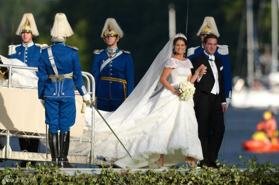 欧洲最美公主下嫁银行家 全球王室盛宴(高清组图)