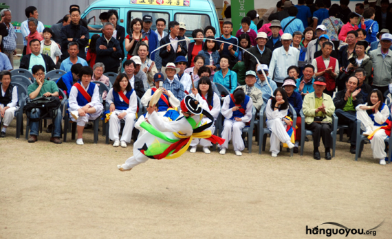 实拍让国人口诛笔伐的韩国江陵端午祭 一场韩式庆典(组图)