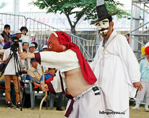 实拍让国人口诛笔伐的韩国江陵端午祭 一场韩式庆典(组图)