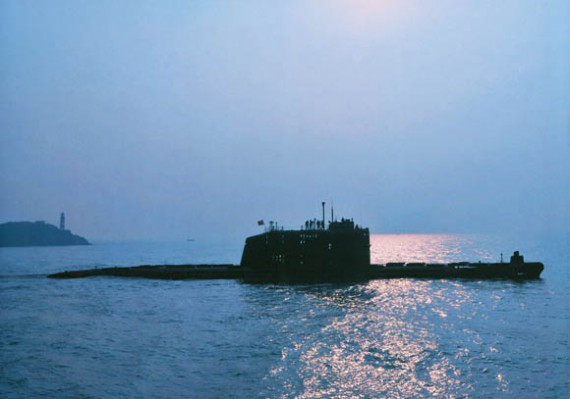 中国建造世界最大常规潜艇 配备多种新武器(组图)