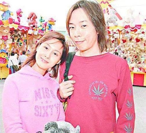 开扒朱茵震撼的“悲喜人生”:当小三遭劈腿 意外怀孕(组图)