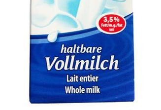 德国牛奶在华卖最高价 农场主看见奶吓傻