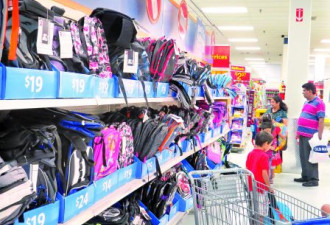 开学购物进入冲刺期 商品促销月底结束