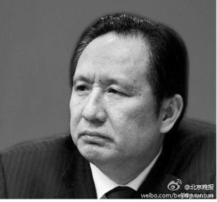 张曙光在台上时