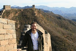 42岁英国人在中国 发现了真正的天堂