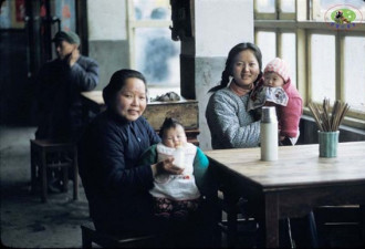 罕见彩照 摄影师拍摄72年的红色中国