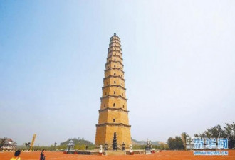 中国最高古砖塔变斜塔 游客被迫止步
