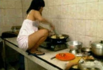 中国男自曝越南老婆做饭照 春光无限