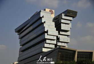 广州奇葩建筑 50亿人民币造积木大楼