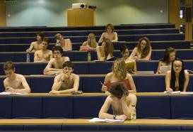思想身体都解放：布朗大学“裸体周”来临