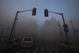 “魔都”变雾都：PM2.5指数爆表破600