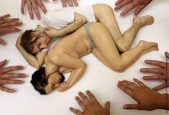 超越真实 澳国艺术家的仿真人体雕像