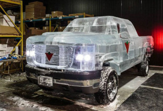 什么叫加拿大范儿：冰块做汽车 还能开