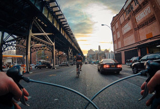 独特视角：美设计师自行车上拍摄纽约