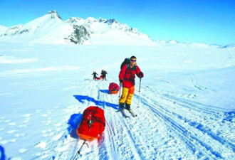 英国16岁少年滑雪抵达南极 史上最年轻