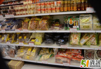 除夕将近 华人消费者到超市作最后冲刺