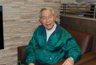 吴俊萍： 闲不住的教书老人80岁才退休
