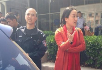 北京一女子撞人拒道歉 亮出住址显身份