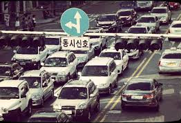 中国人赴韩考驾照热 费用低换照容易