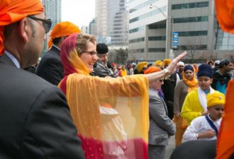 多伦多地区钖克教举行Khalsa Day巡游