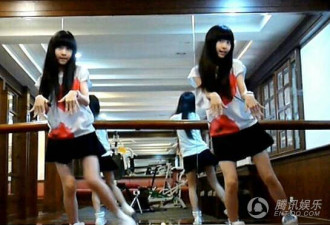台湾人气双胞胎曝近照：姐妹俩爱跳舞
