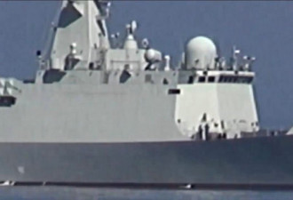 外媒：上百中越船只西沙钻井平台对峙