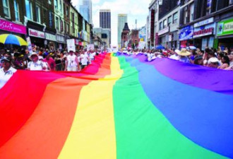彩虹覆盖 200万人欢聚庆同性恋自豪节