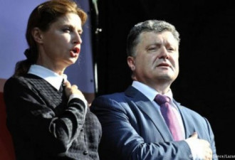 梳马尾亮相 乌克兰的新第一夫人火了