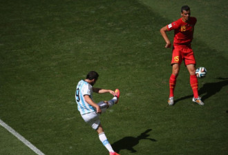 阿根廷1-0淘汰比利时晋级四强 折损大将
