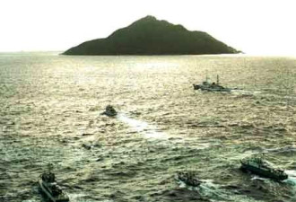 中国渔船钓鱼岛海域沉没 2艘军舰搜救