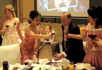 老外眼光：BBC记者体验中国豪华婚礼