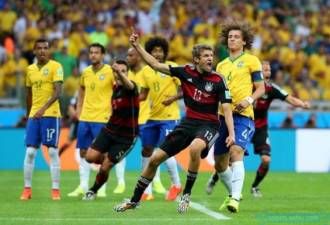 足坛血案：德国连进5球把巴西打成筛子