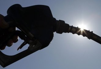 加国油价高涨 政府才是真正大赢家？