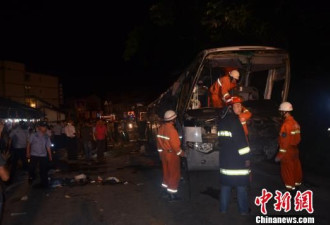 重庆武隆一客车翻覆致6人死亡36人受伤