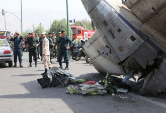 伊朗一架客机首都附近坠毁 39人遇难