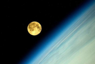 年度最大最圆 “超级月亮”现身天宇