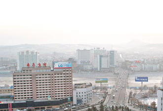 朝鲜女生前往中国 早上宣誓晚上卖淫